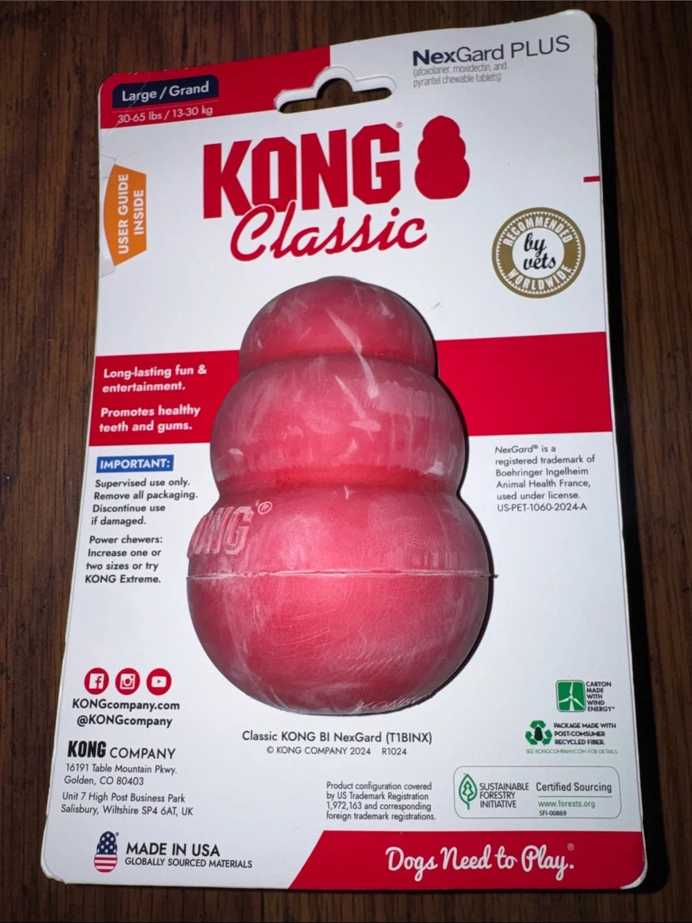 Kong Classic Chew Toy C2.B1.M